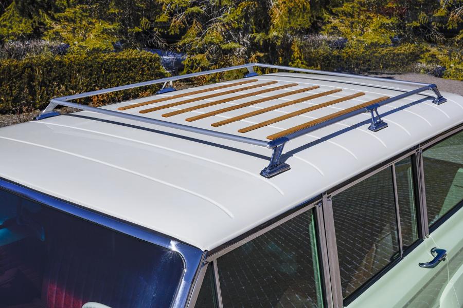 Детали экстерьера Jeep Wagoneer Roadtrip 2018 года  (фото 3 из 60)